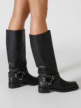 ♠️Tony Bianco Biker Black Wax Boots